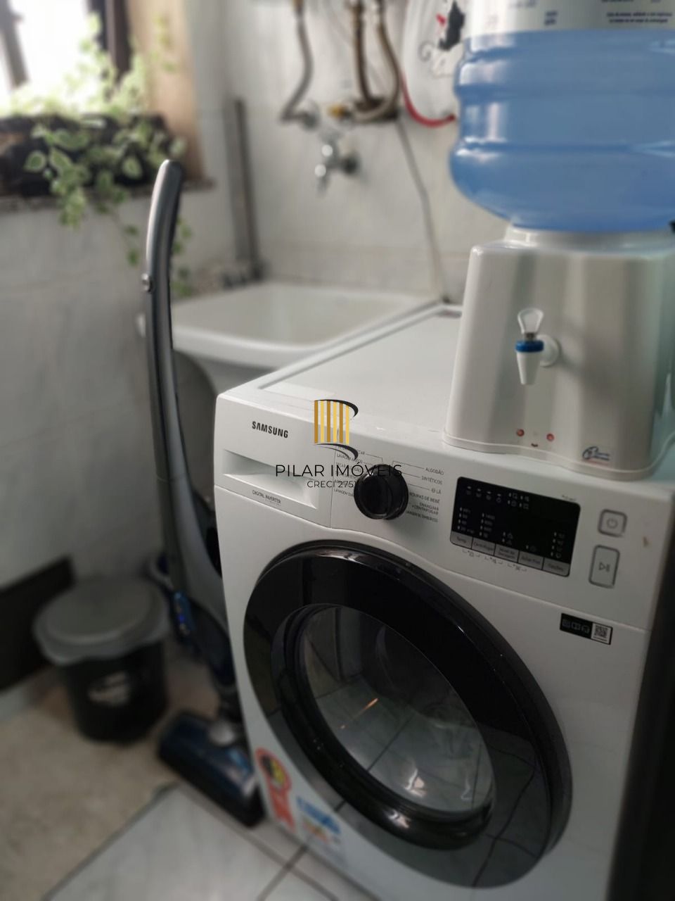 Apartamento 03 dormitórios sem 01 suite com 02 vagas de garagem escriturada