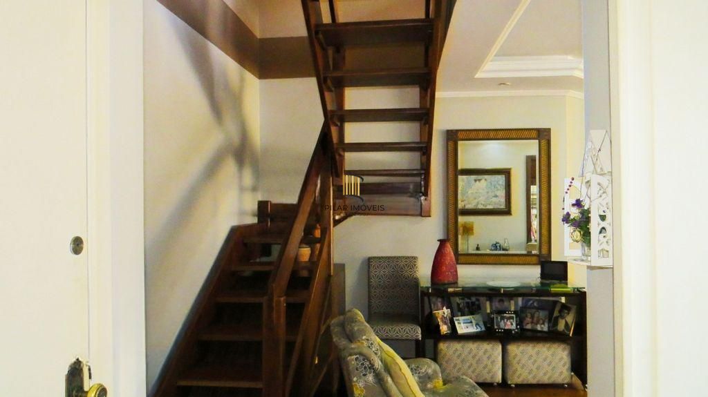 Cobertura  Espetacular de 03 dormitórios e 02 vagas em frente ao Hosp. Conceição