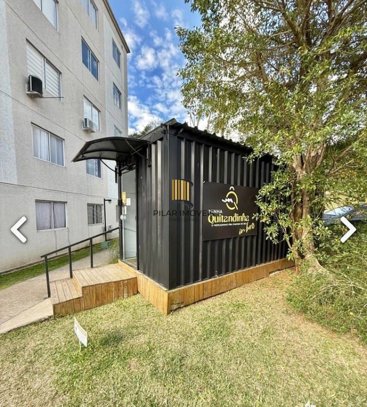 Apartamento com 02 dormitórios e com garagem por convenção