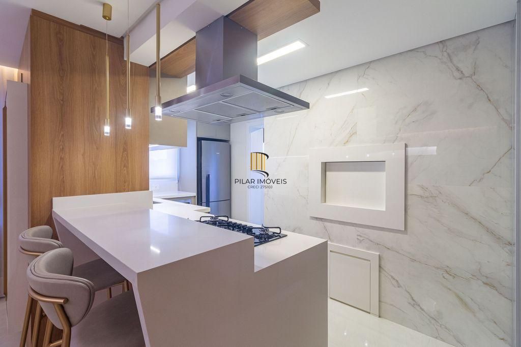 Apartamento com 03 suítes, 02 vagas de garagens individuais e escrituradas