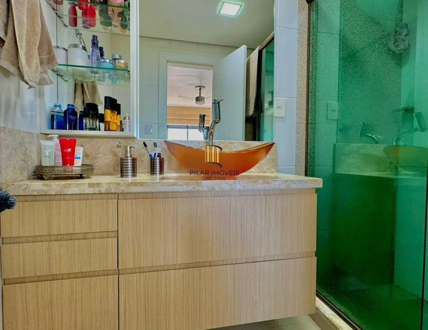 Apartamento mobiliado à venda no Cristo Redentor