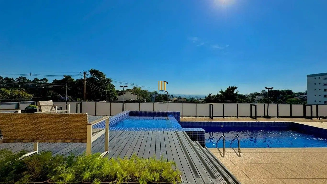 Apartamento mobiliado à venda no Cristo Redentor
