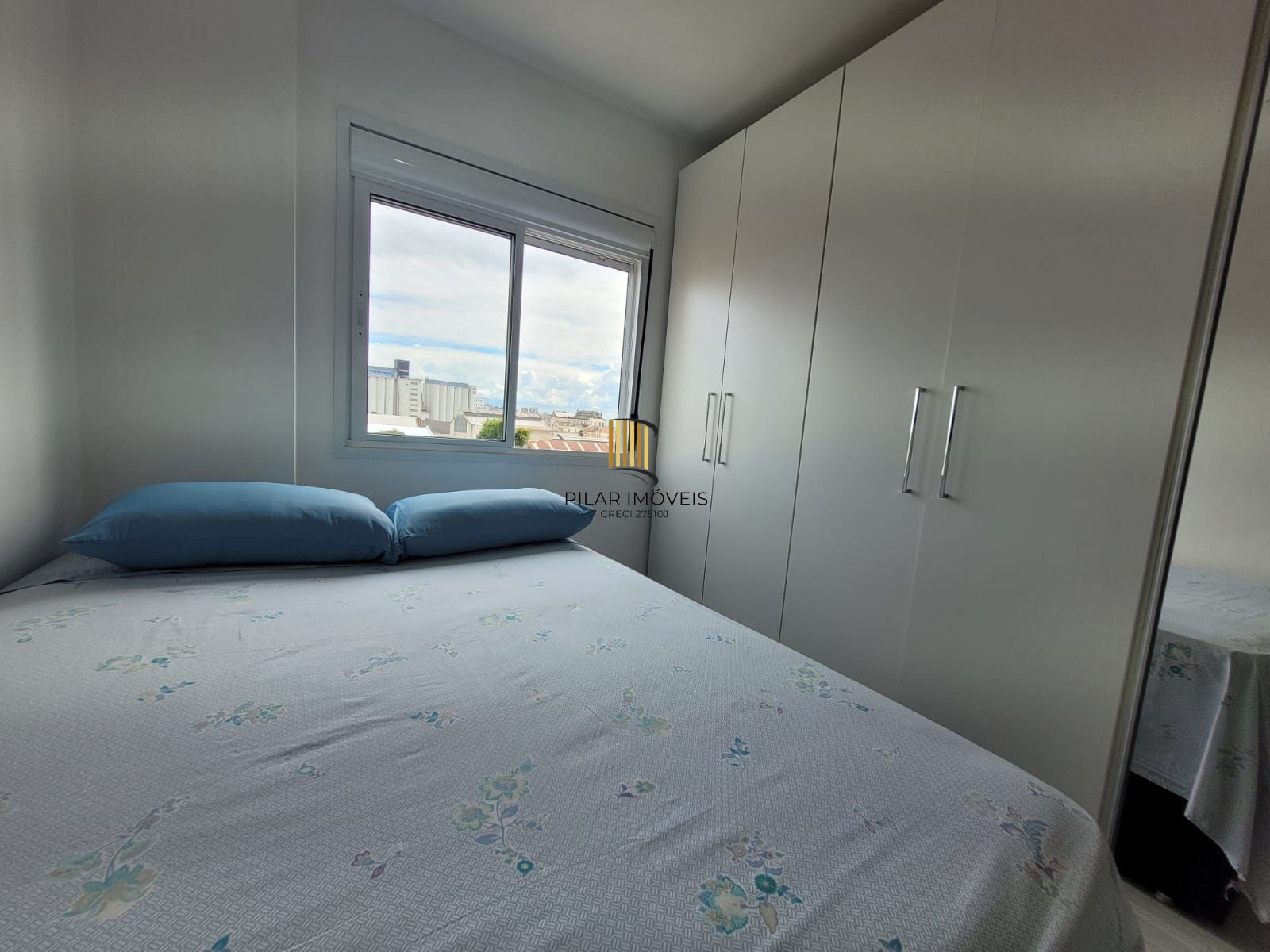 Apartamento mobiliado no Rossi Fiateci 2 dormitórios e suíte