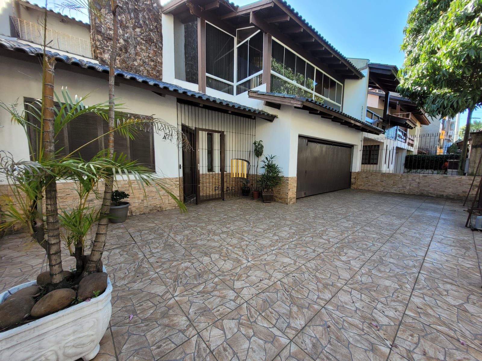 Casa 4 dormitórios Adda Mascarenhas de Moraes