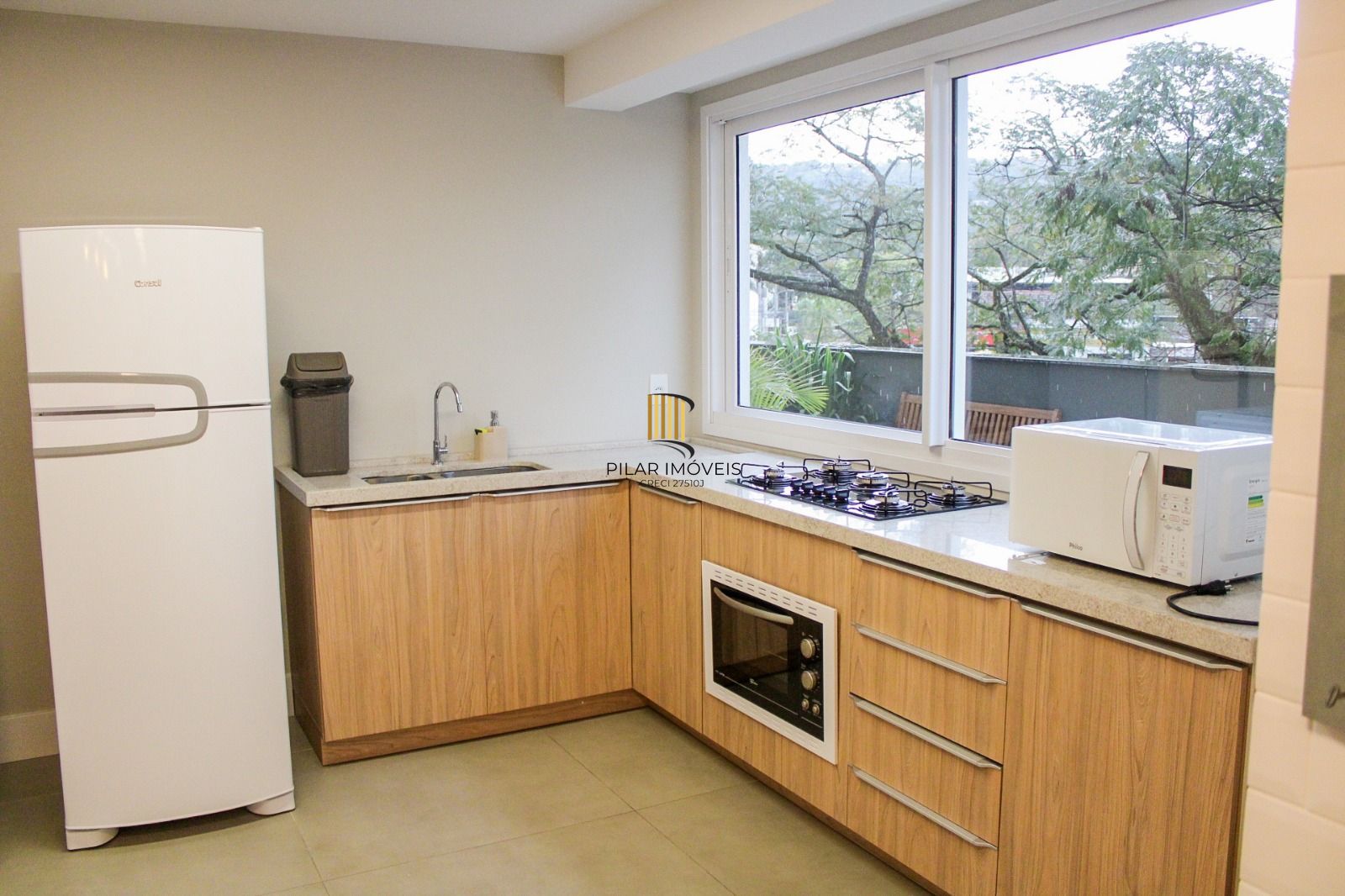 Apartamento 02 dormitórios com 01 suíte e 01 vaga de garagem escriturada