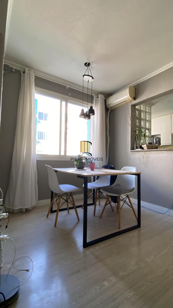 Apartamento 02 dormitórios com vaga de garagem escriturada