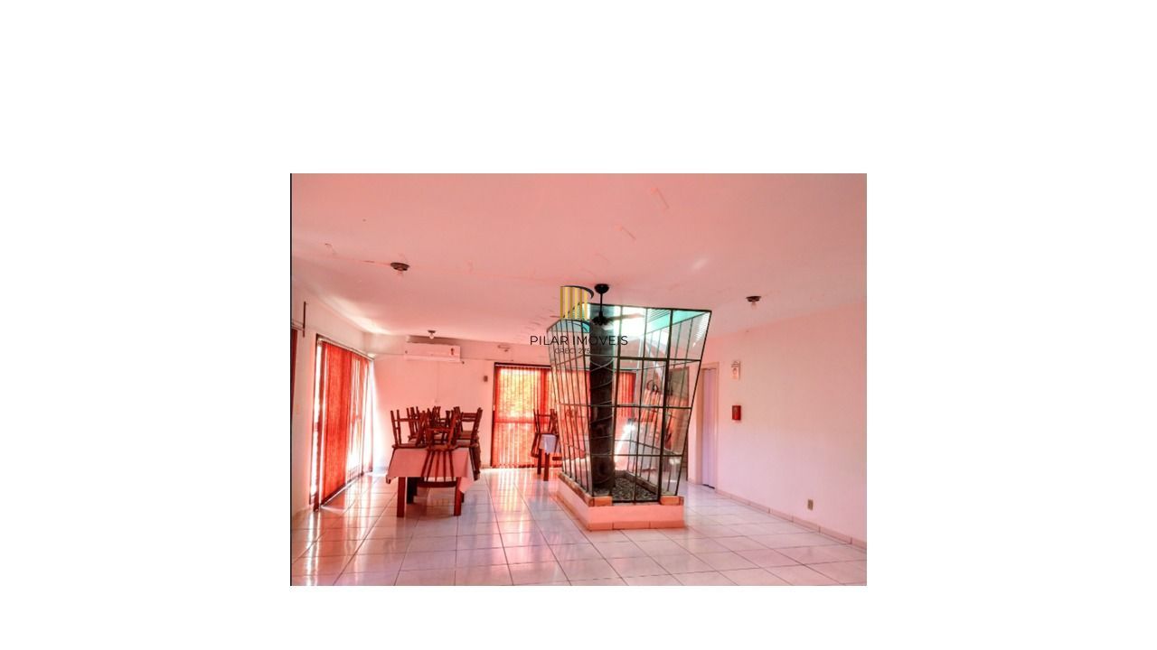 Apartamento 01 dormitório com 01 vaga de garagem descoberta