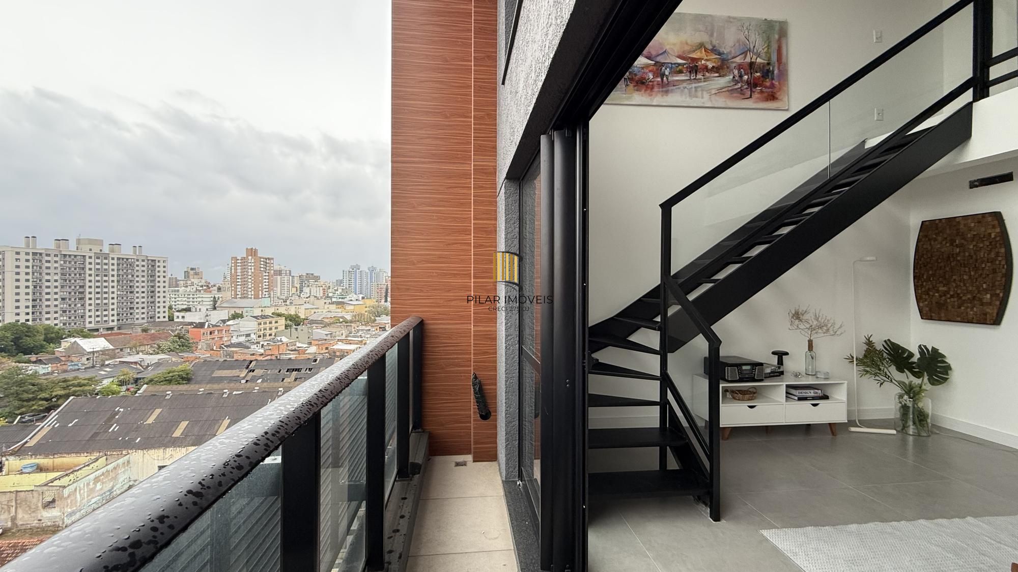 Apartamento duplex  em andar alto com 01 vaga de garagem escriturada