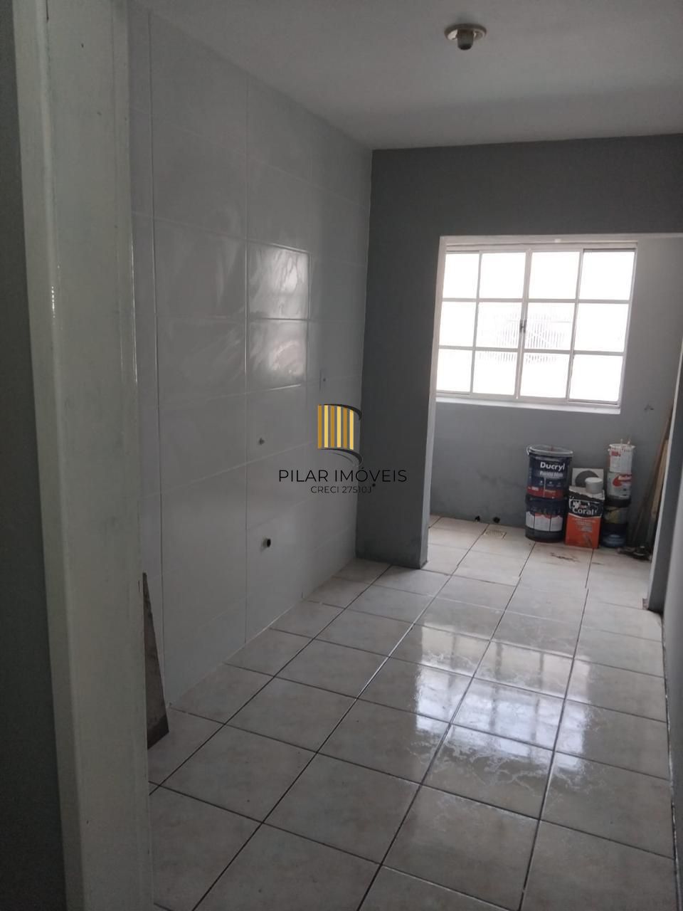 Apartamento com 03 dormitórios no Bairro Rubem Berta