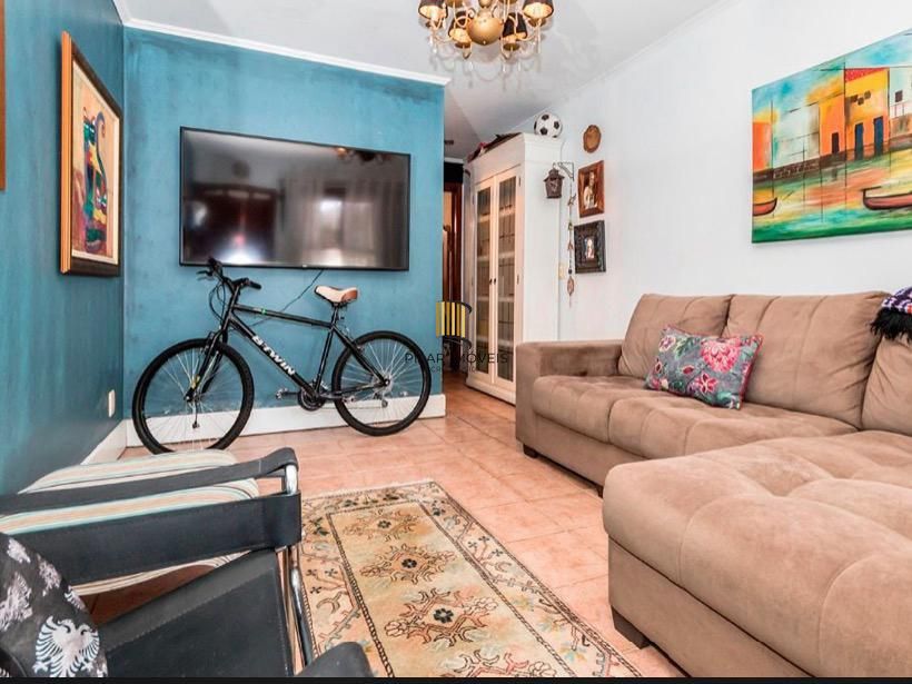 Casa 2 dormitórios no Jardim Itu Sabará