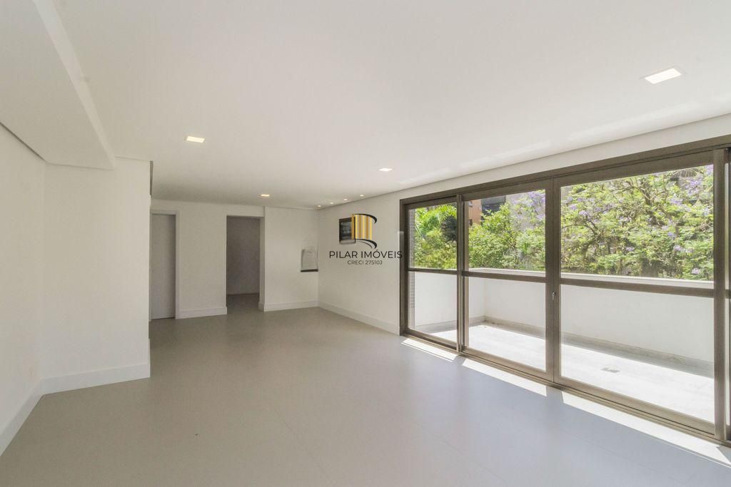 Apartamento com 03 suítes, 02 vagas de garagens individuais e escrituradas