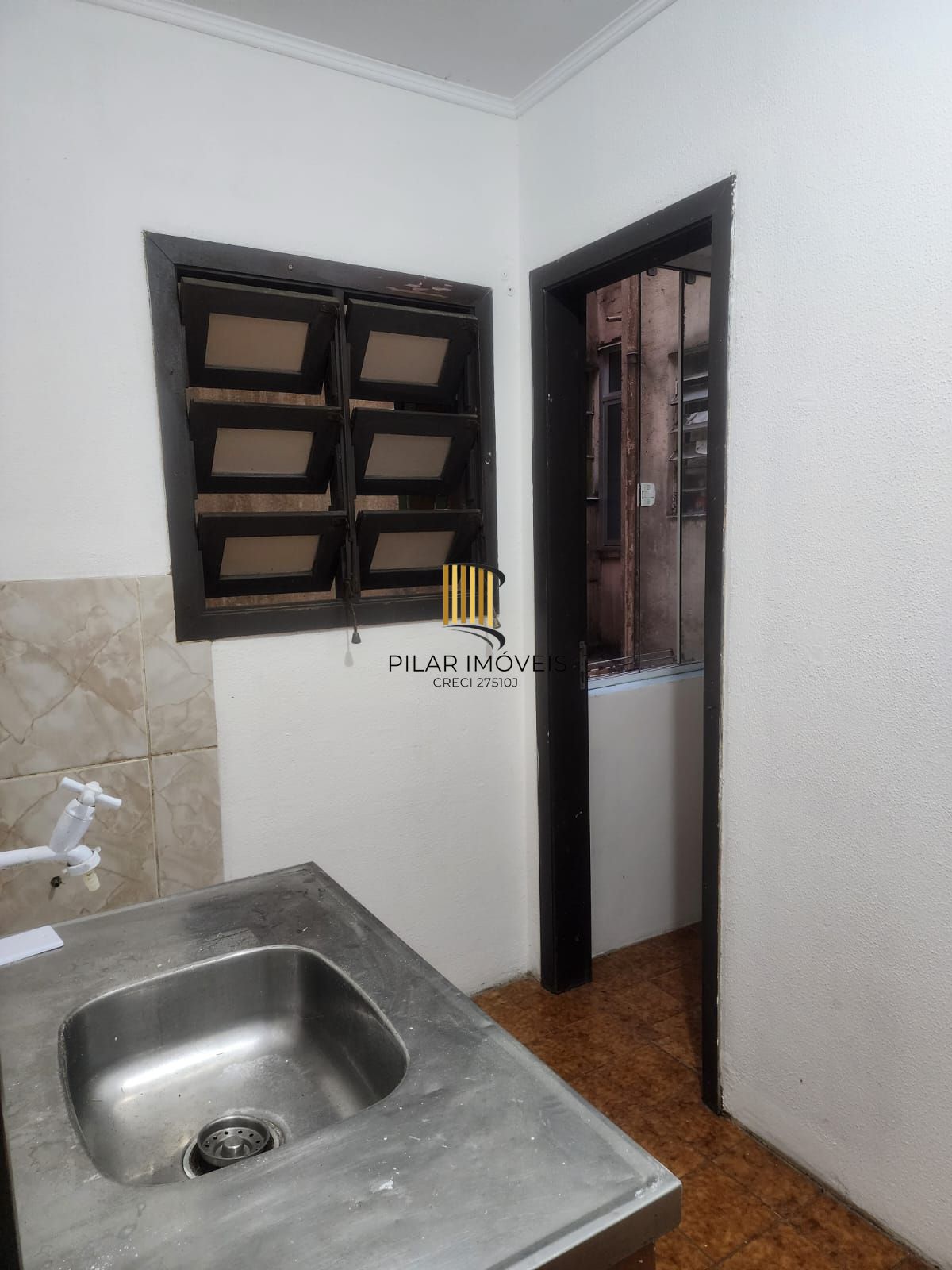 Apartamento no Centro de Porto Alegre 01 dormitório perto da orla