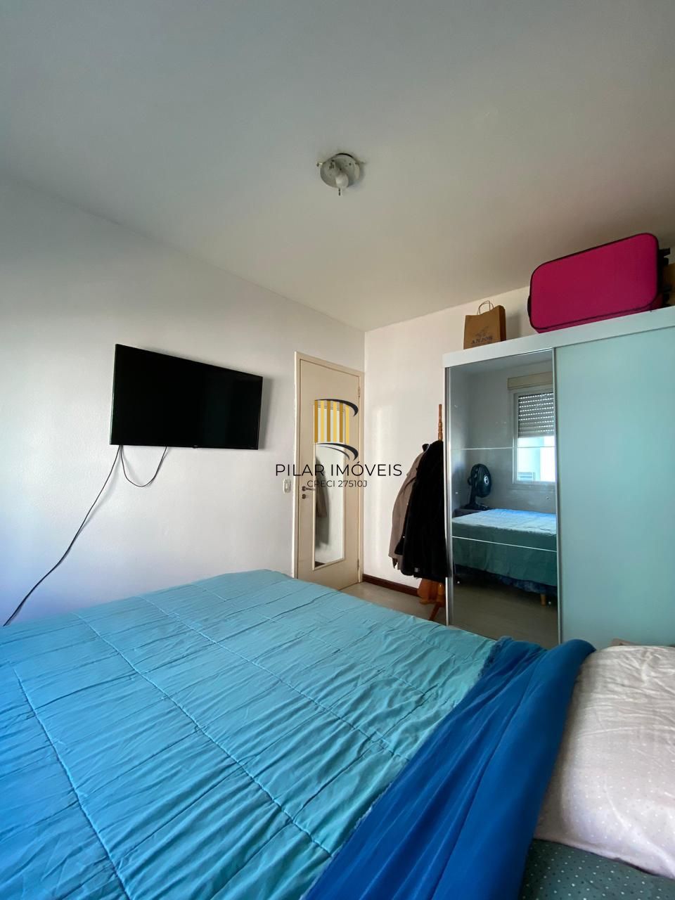 Apartamento 02 dormitórios com vaga de garagem escriturada