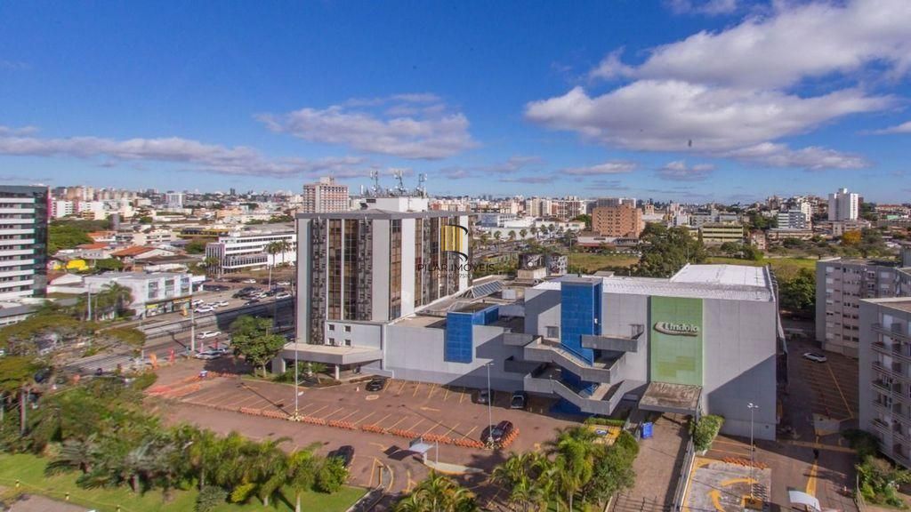 Cobertura 3 dormitórios, piscina, lareira, vista e 3 vagas no Solarium Lindóia