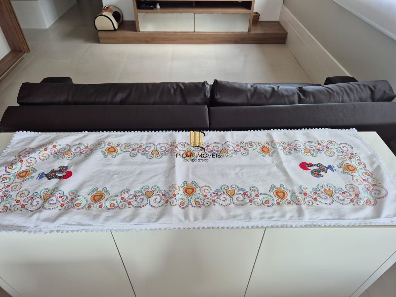 Apartamento com 02 suítes e duas vagas de garagem