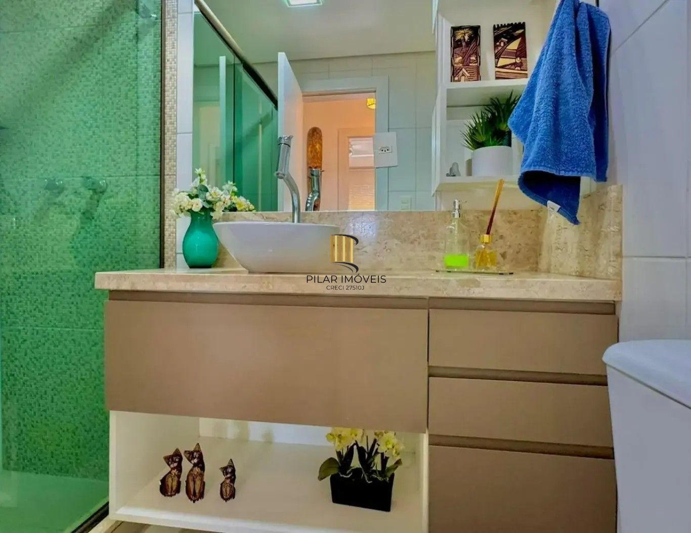 Apartamento mobiliado à venda no Cristo Redentor