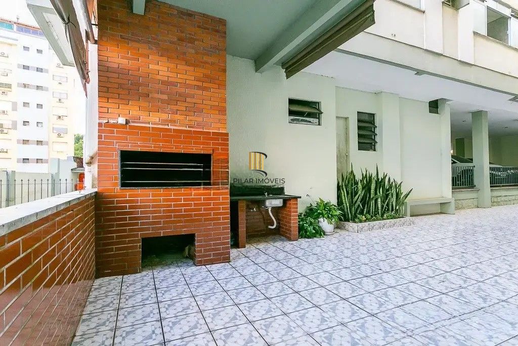 Apartamento 02 dormitórios com garagem convencionada 