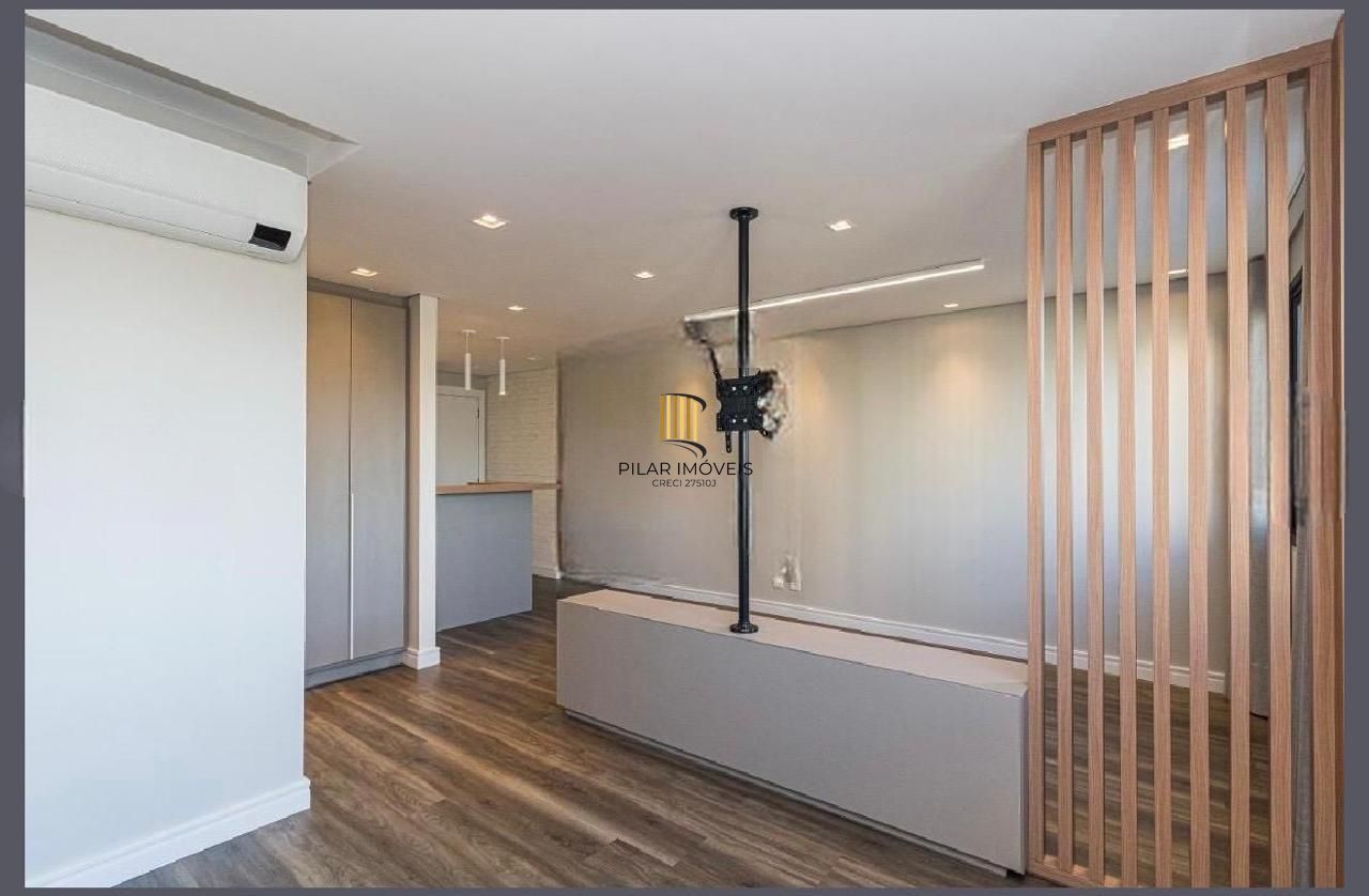 FLOAT RESIDENCES