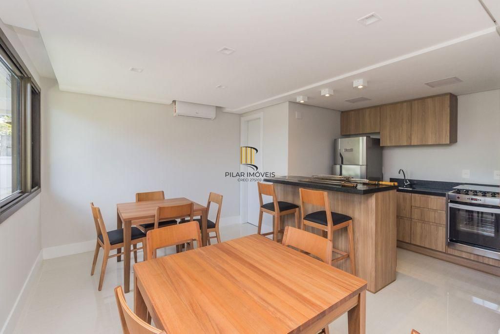 Apartamento com 03 suítes, 02 vagas de garagens individuais e escrituradas