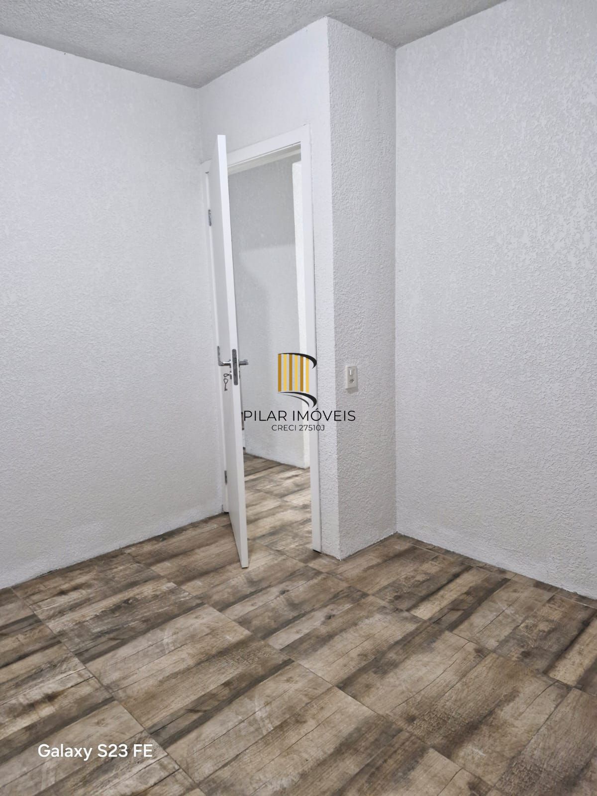 Apartamento térreo com 01 dormitório  e uma vaga rotativa - Pilar Imóveis