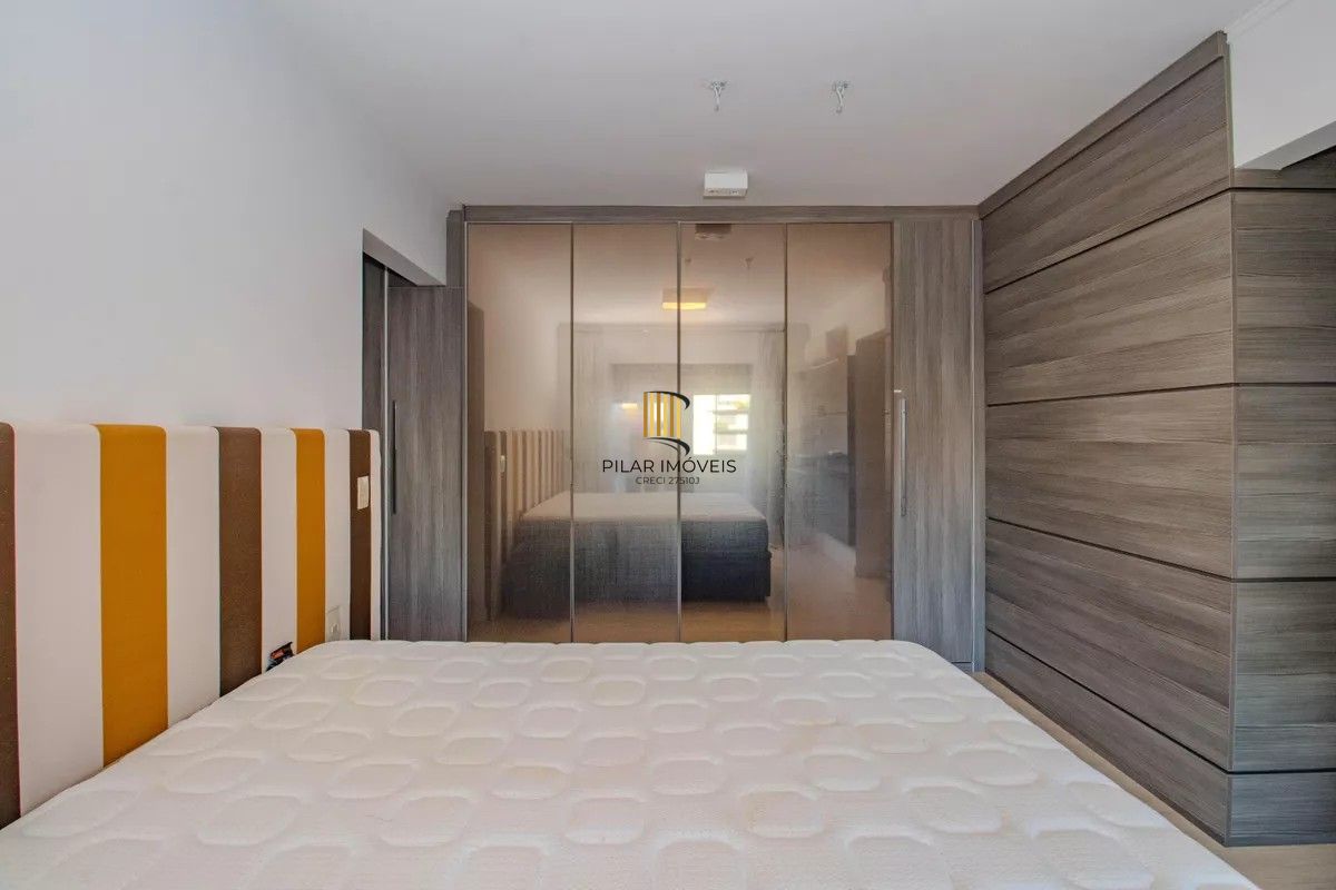 Apartamento com 03 dormitórios com suite, 04 vagas de garagem