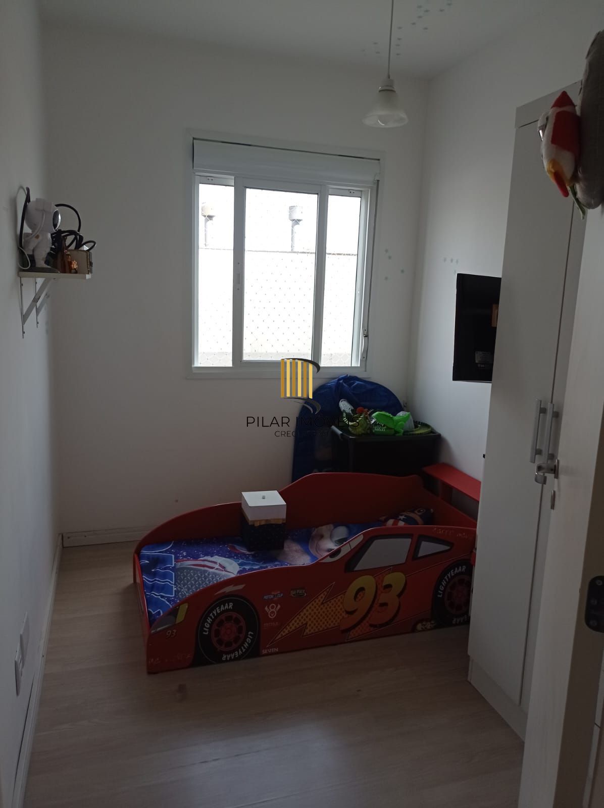 Apartamento com 03 dormitórios sendo 01 suíte com 01 vaga de garagem