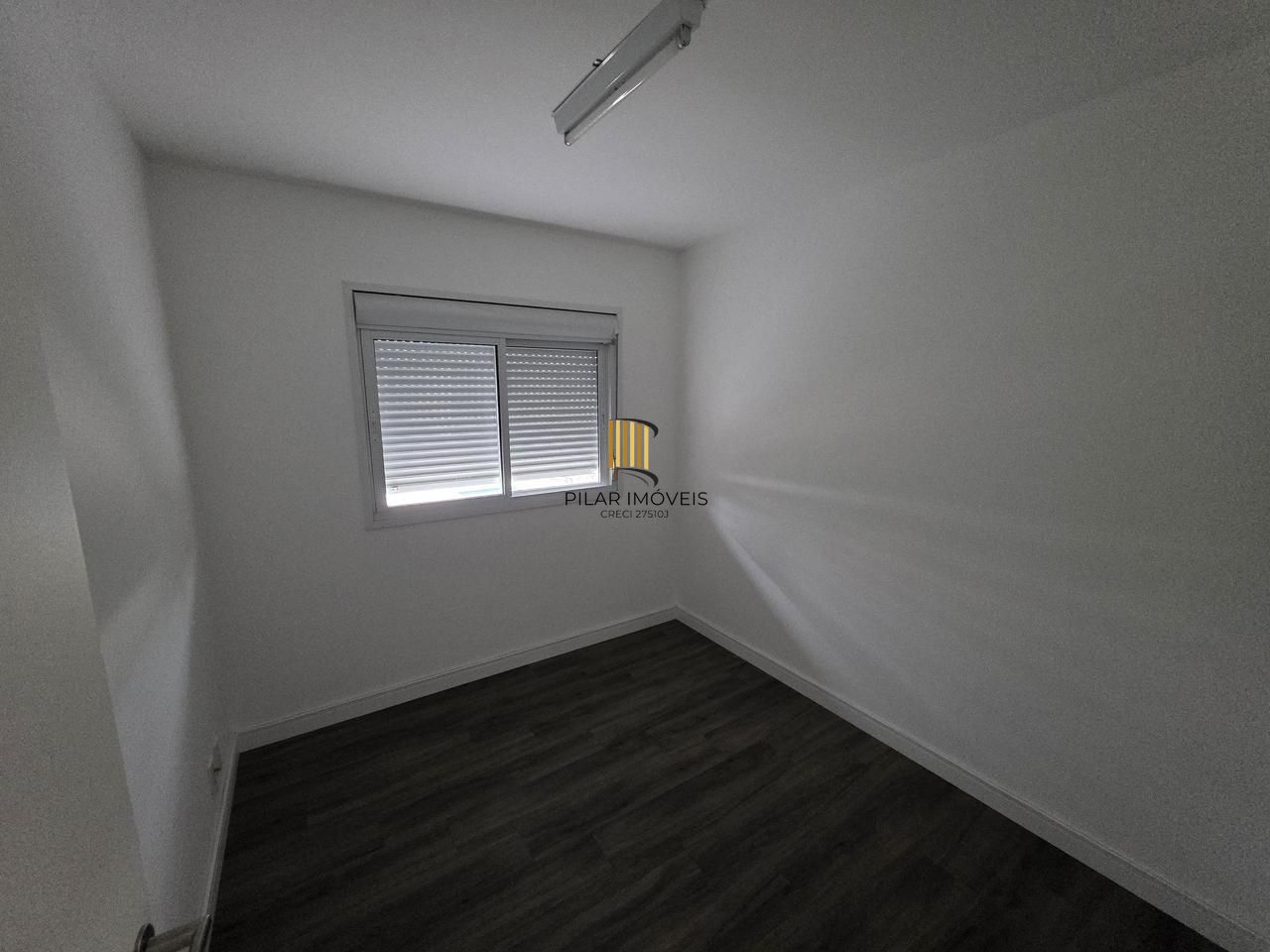 Apartamento novo com 03 dormitórios , 02 vagas de garagem dupla escriturada  com 01 suíte