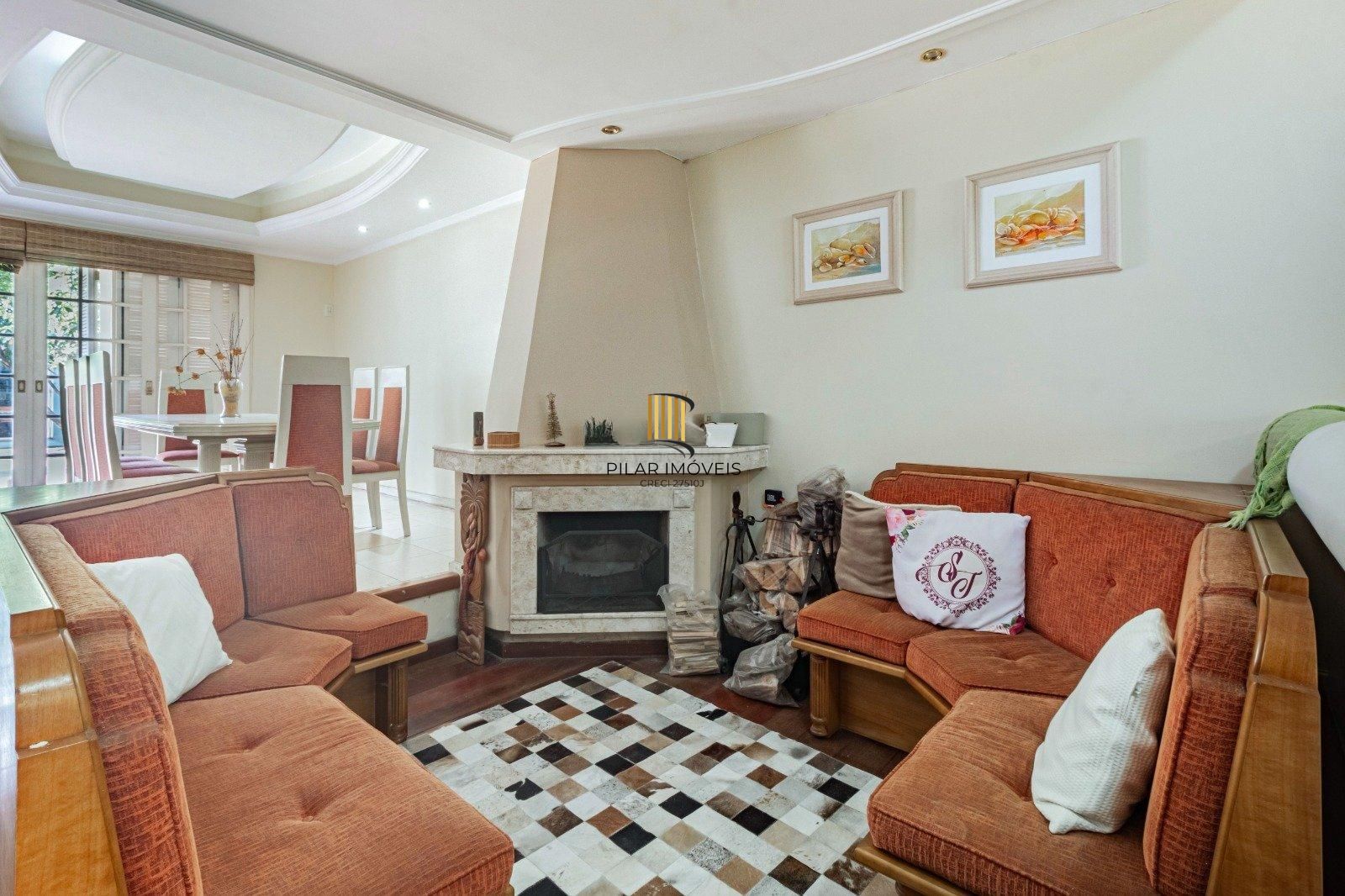 Casa 4 dormitórios no Jardim Planalto