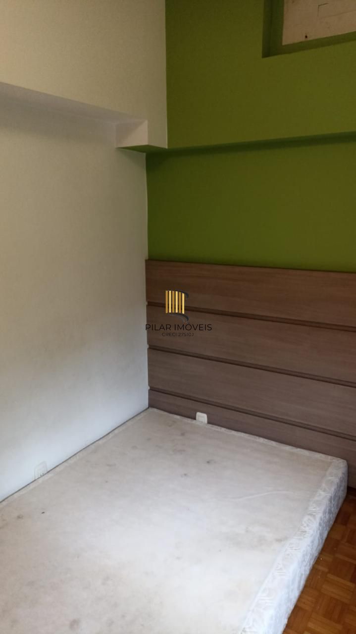 Apartamento  02 dormitórios e garagem