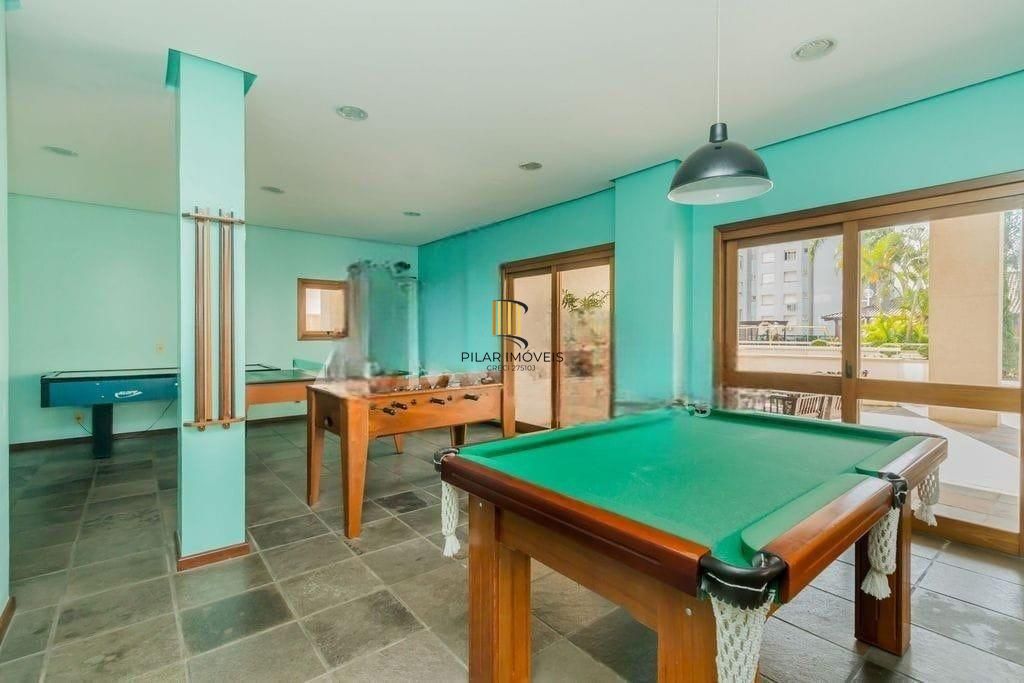 Cobertura 3 dormitórios com 1 suíte e 1 vaga em Frente  ao Hosp. Conceição