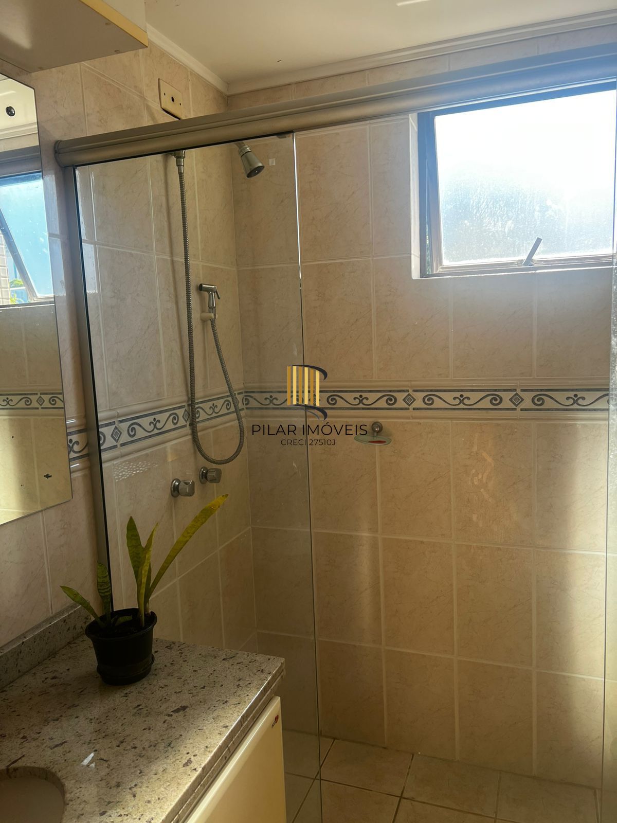 Excelente apartamento 02 dormitórios com garagem escriturada Bairro Rio Branco