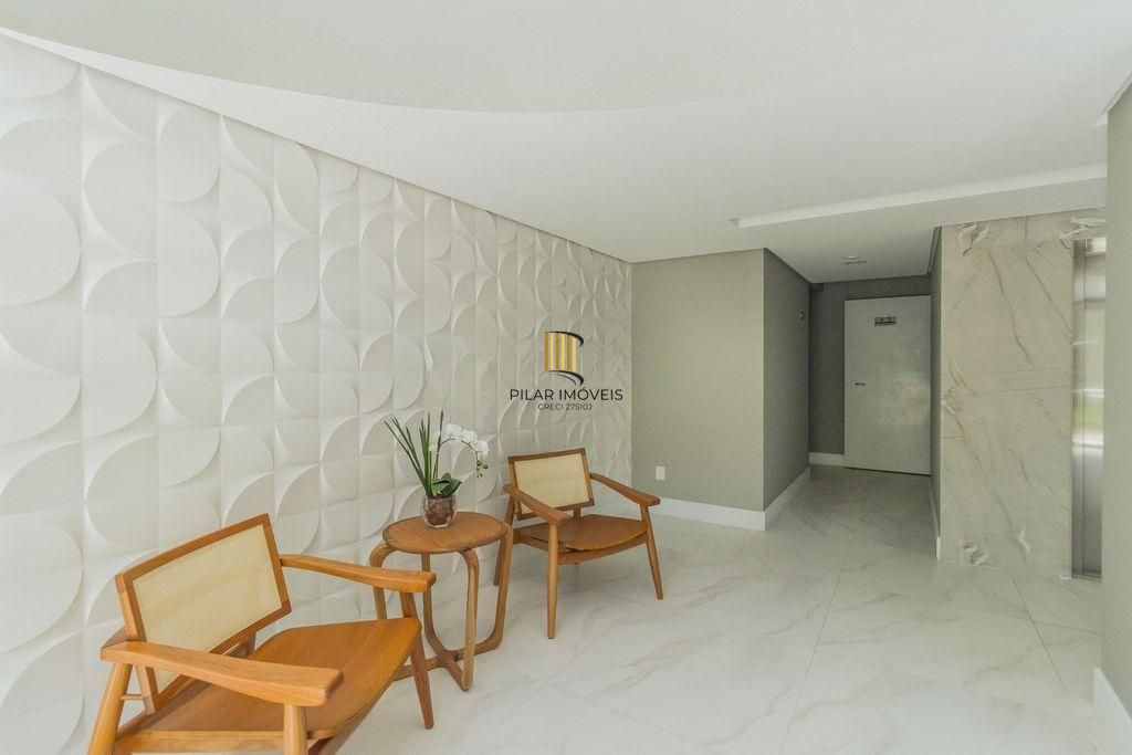 Apartamento com 03 suítes, 02 vagas de garagens individuais e escrituradas