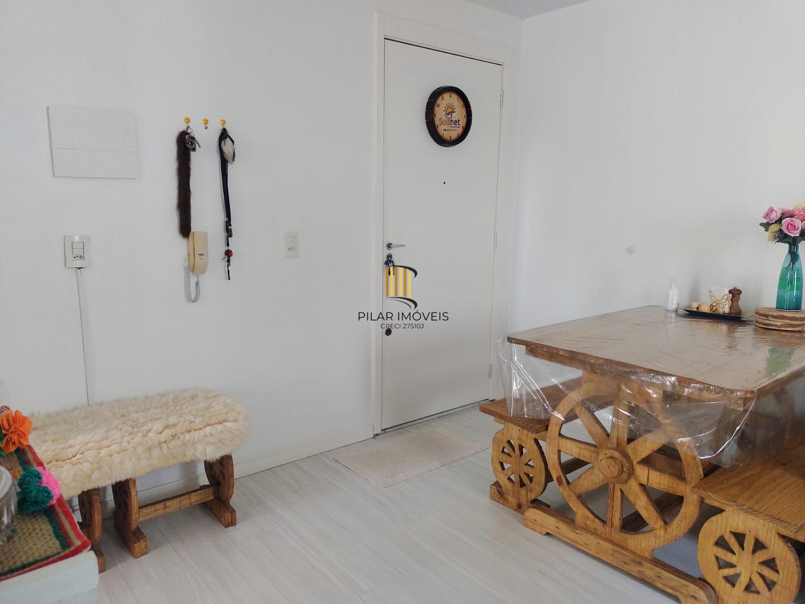 Apartamento 02 dormitórios no Bairro Sarandi