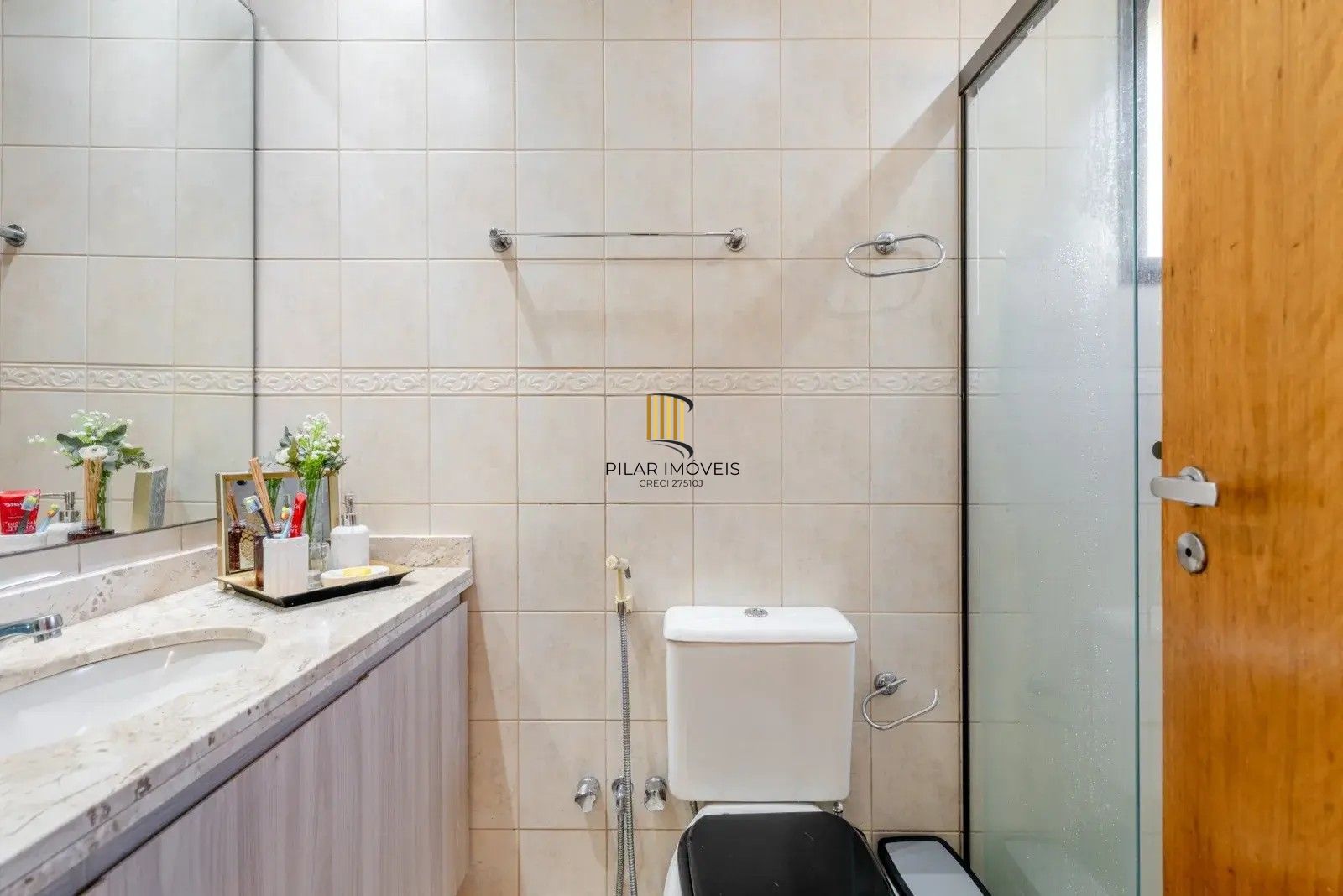 Apartamento 3 dormitórios, 2 vagas 109m² próximo ao Pastor Domhs e Sogipa
