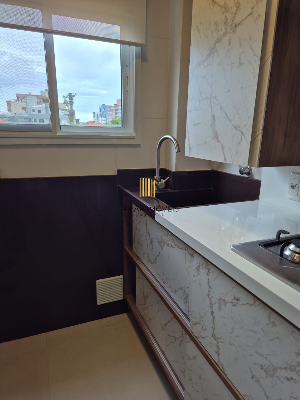 Apartamento com 02 suítes e duas vagas de garagem