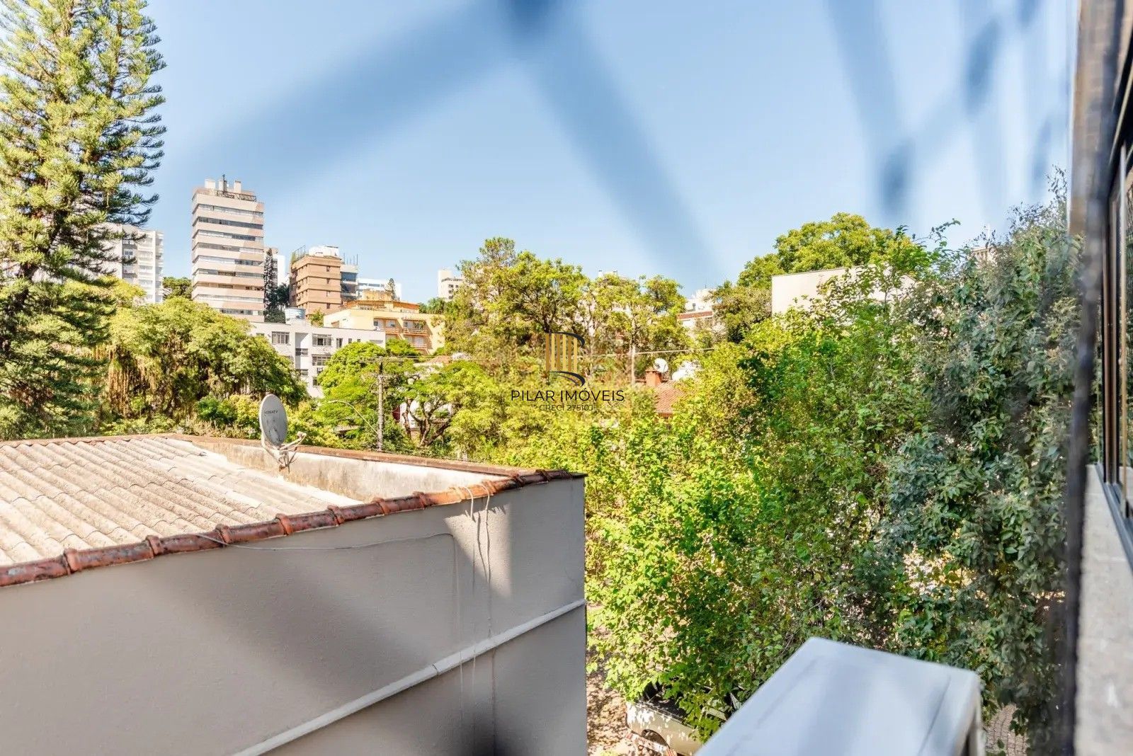 Apartamento 3 dormitórios, 2 vagas 109m² próximo ao Pastor Domhs e Sogipa