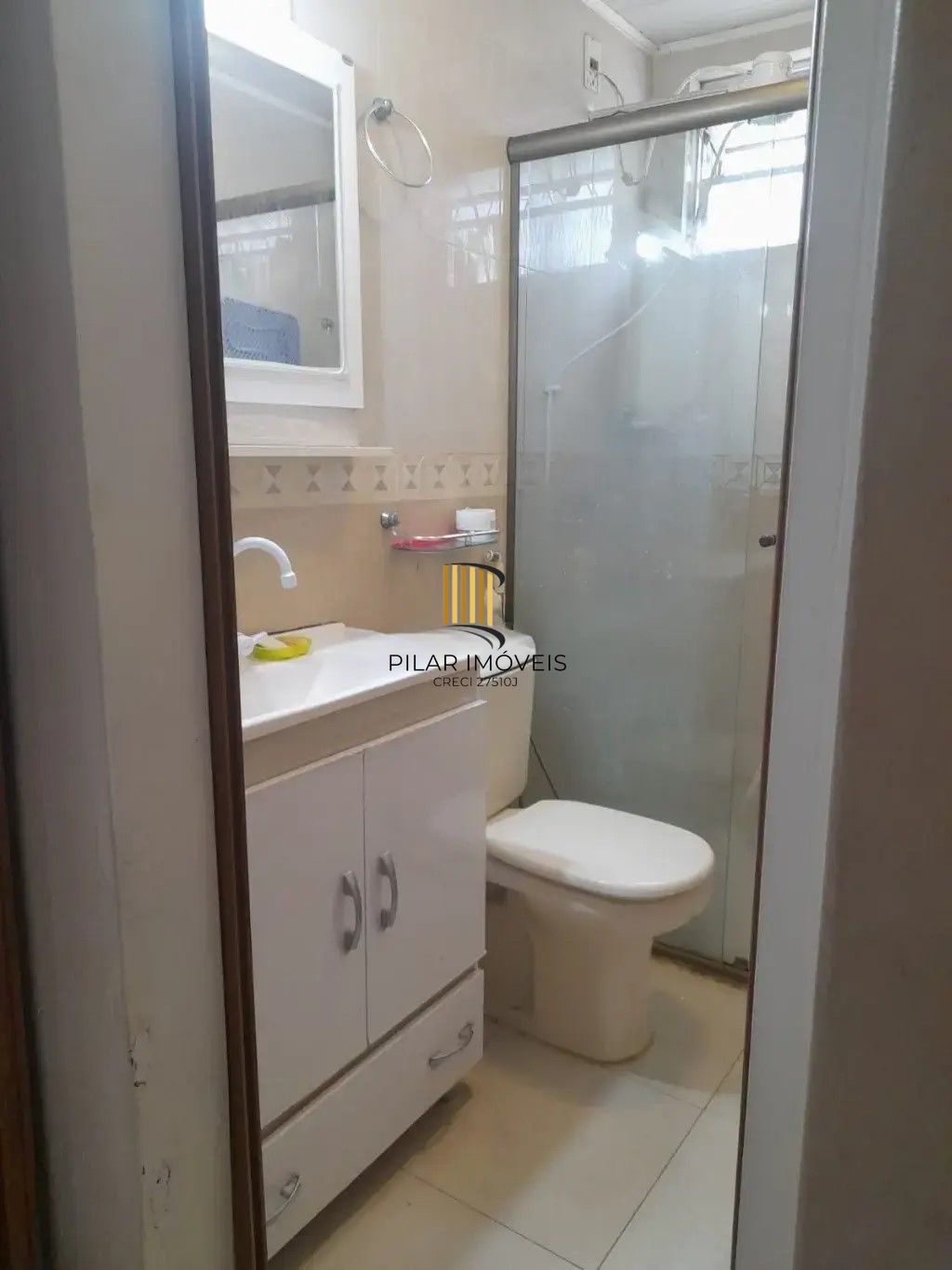 Apartamento com 02 dormitórios  com estacionamento convenção