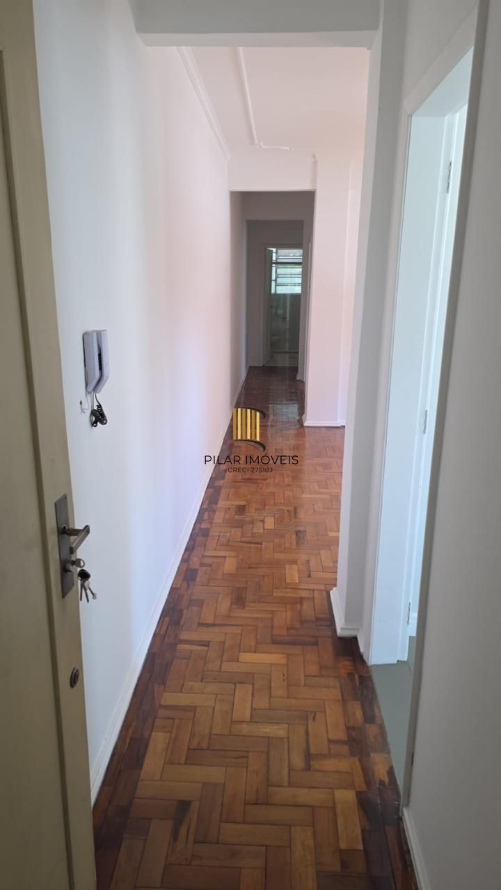 Apartamento 02 dormitórios sem garagem no bairro independência em porto alegre