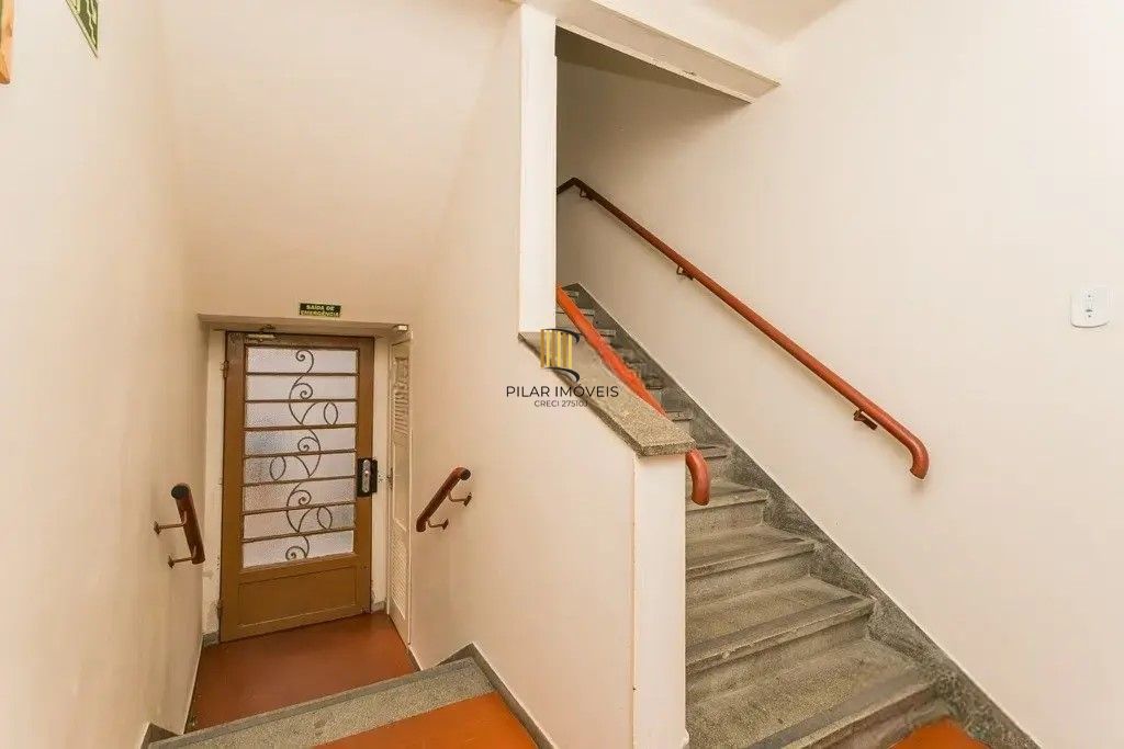 Apartamento 02 dormitórios térreo no Bairro Rio Branco