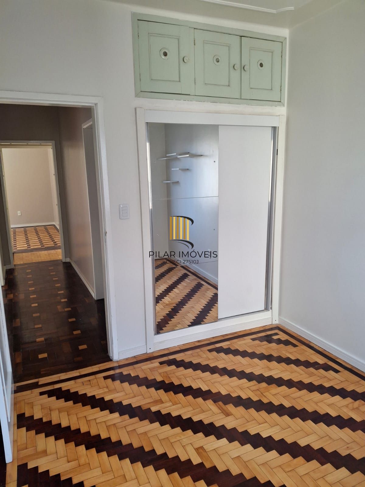 Apartamento com 03 dormiórios com bairro santana sem garagem