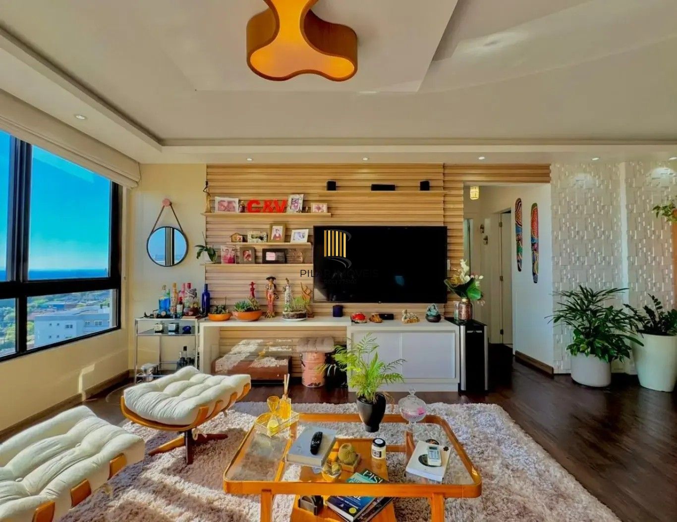Apartamento mobiliado à venda no Cristo Redentor