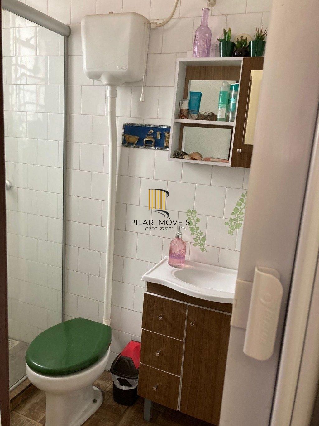 Apartamento com 02 dormitórios Bairro Cristal