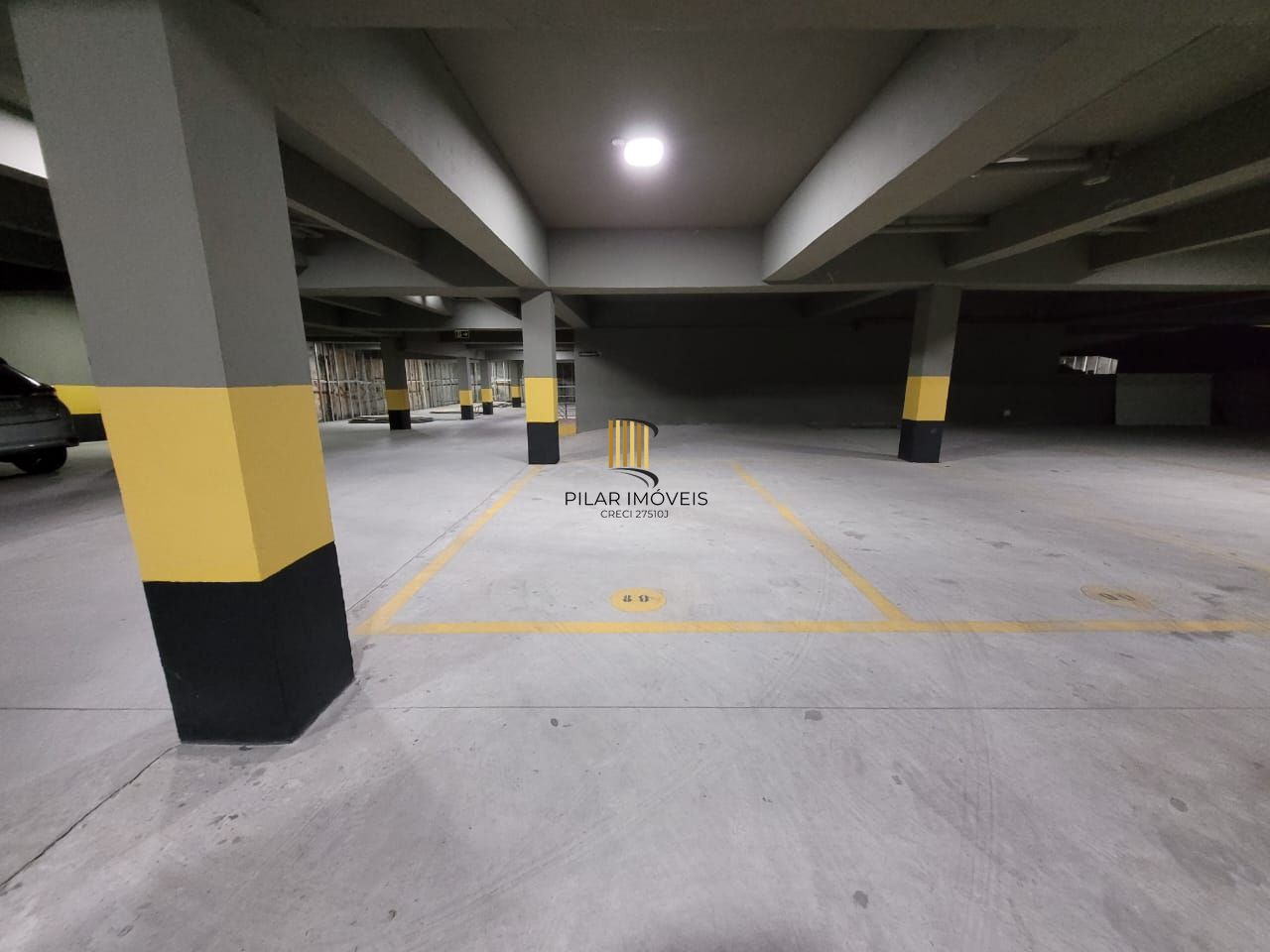 cobertura vista Beira Rio  03 dormitórios com 2 suítes e três vagas individuais