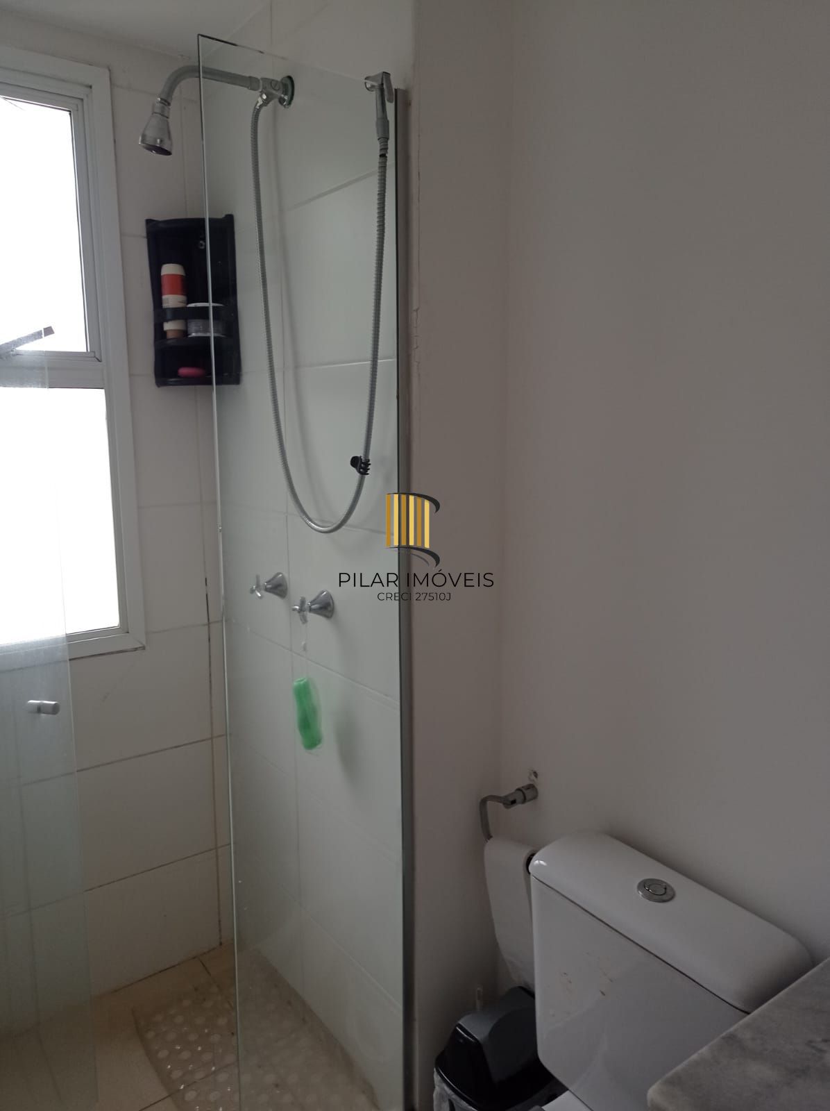 Apartamento com 03 dormitórios sendo 01 suíte com 01 vaga de garagem