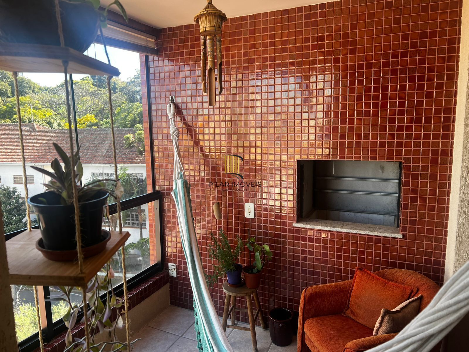 Excelente apartamento 02 dormitórios com garagem escriturada Bairro Rio Branco