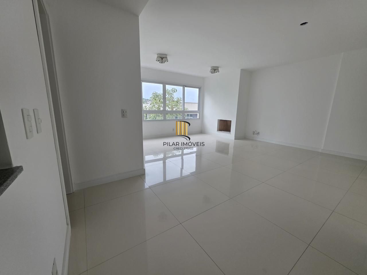 Apartamento novo com 03 dormitórios , 02 vagas de garagem dupla escriturada  com 01 suíte