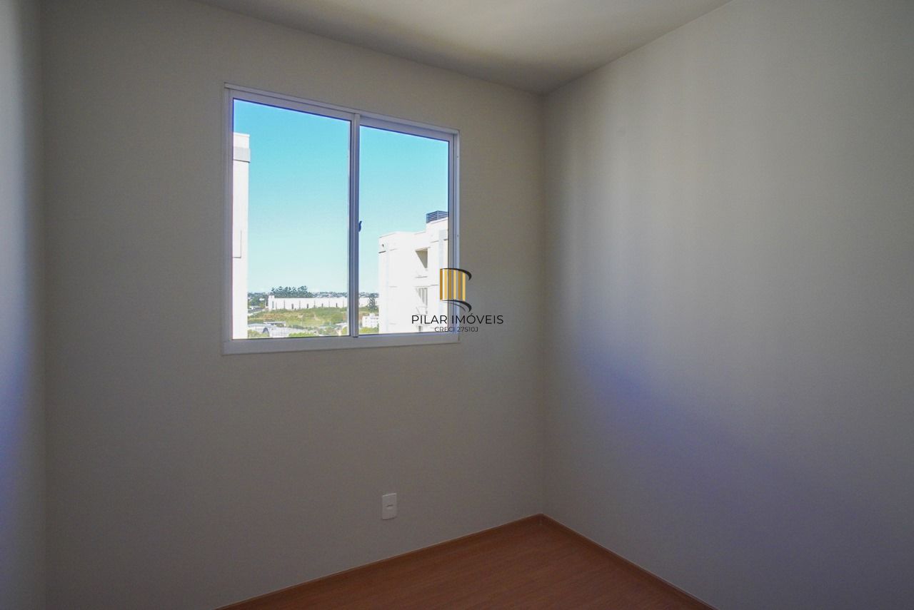 Apartamento com 02 dormitórios e com vaga de garagem