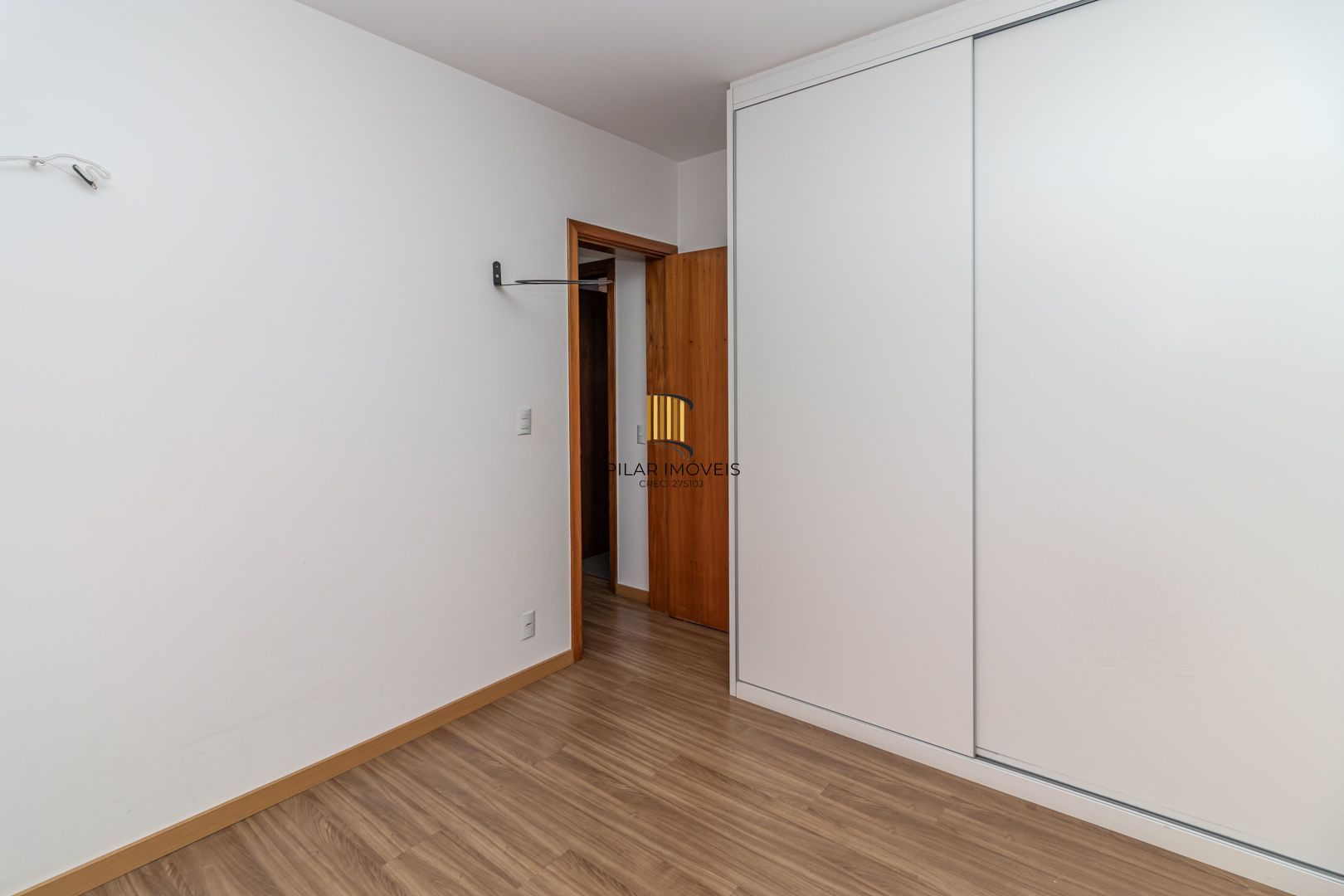 Apartamento 2 dormitórios  2 vagas Santa Cecília