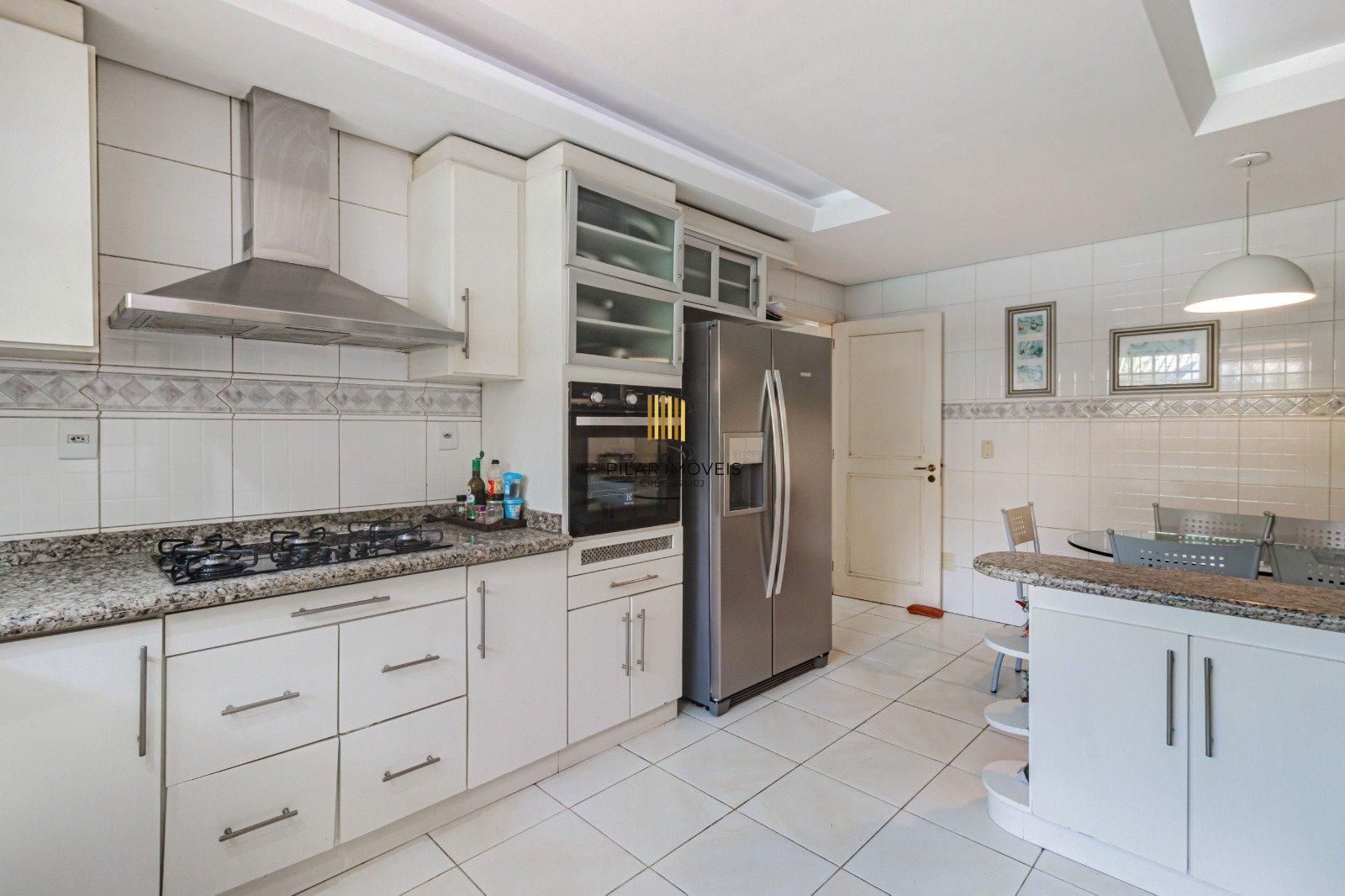 Casa 4 dormitórios no Jardim Planalto