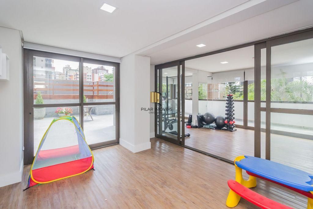 Apartamento com 03 suítes, 02 vagas de garagens individuais e escrituradas